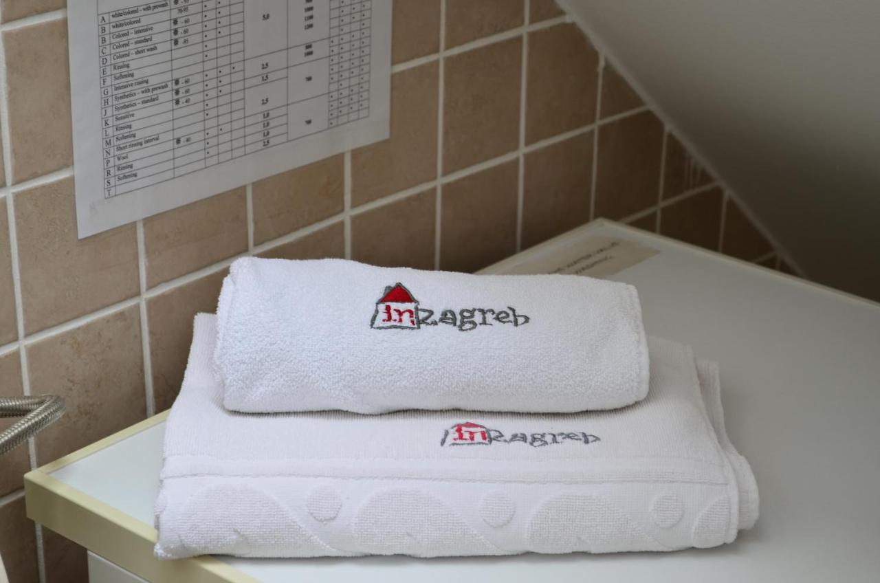 Studio Apartment White Zagreb Bagian luar foto